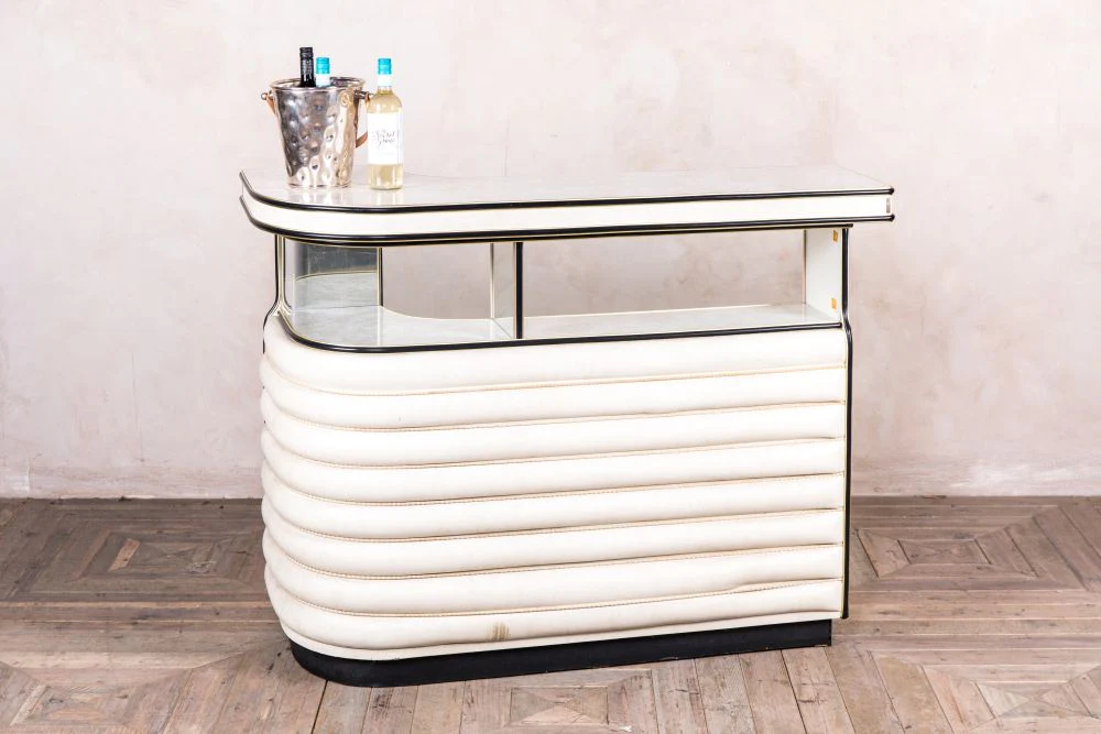 1960s Bar