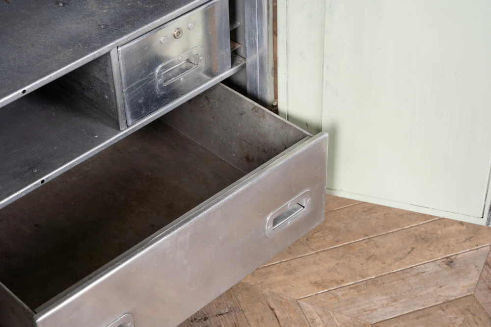 Aluminium Multi-Drawer Cabinet - Image 6