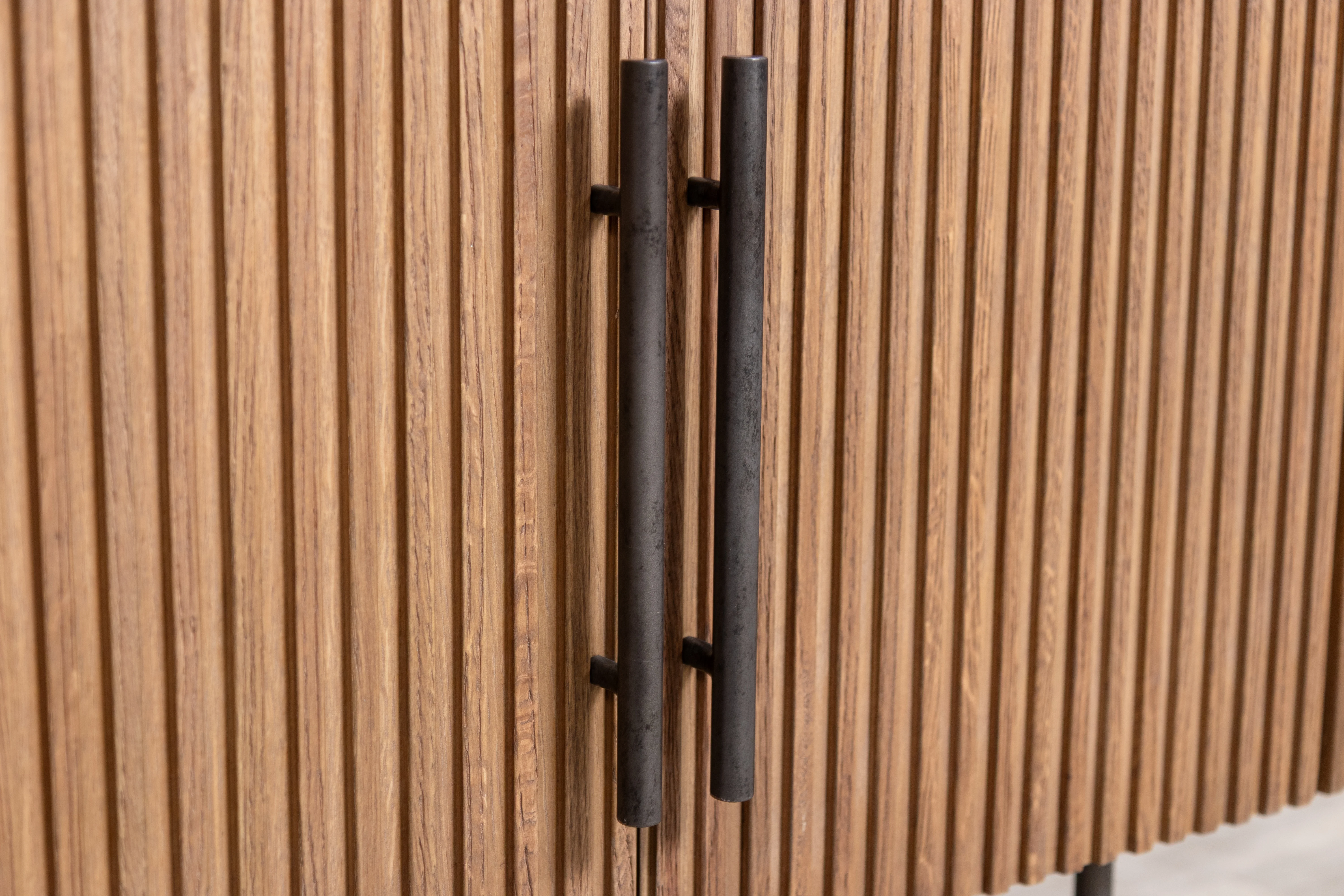 Ashfield Ribbed 2 Door Sideboard with Drawers - Image 12