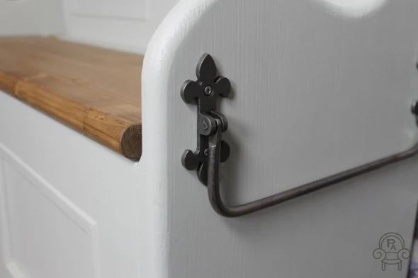 Handmade Pine Bench with Shoe Rack - Image 6