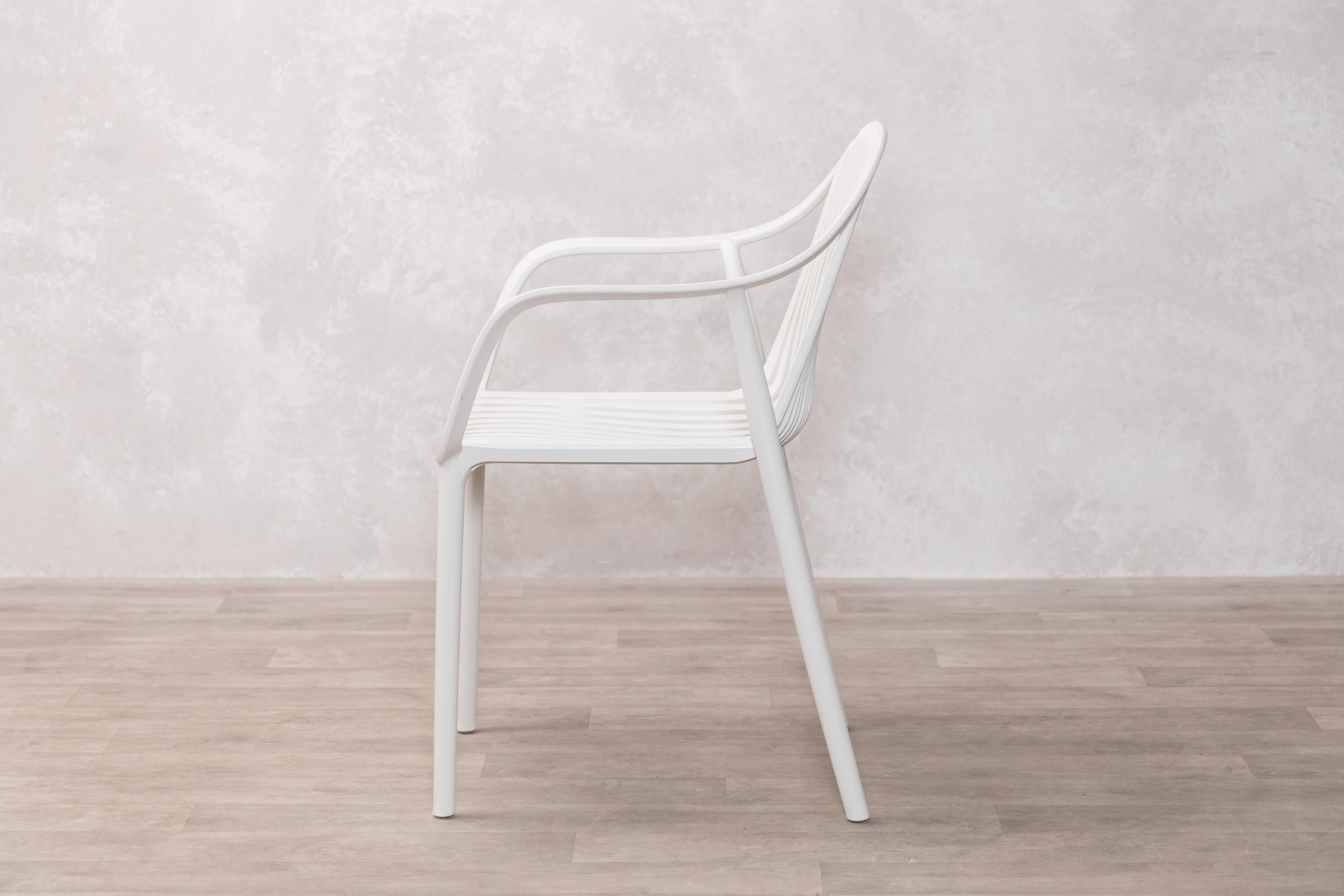 California Garden Outdoor Ochre Café Table Set with California Chairs - Image 7