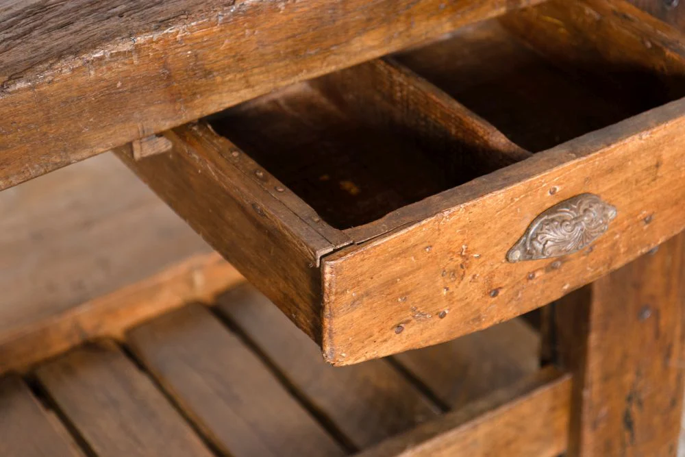 Victorian Carpenters Workbench With Leg Vice - Image 3