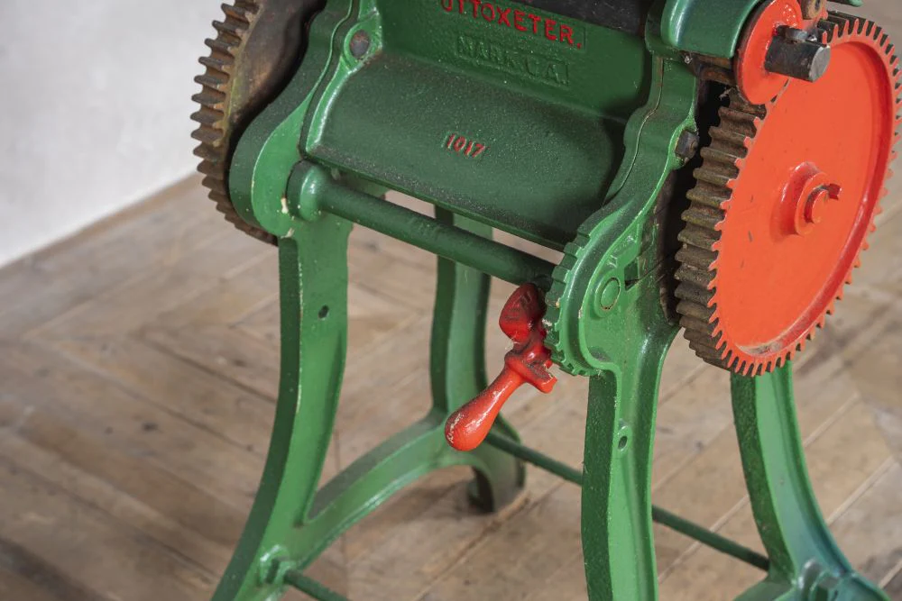 Corn Grinder Unique Bar Table - Image 11