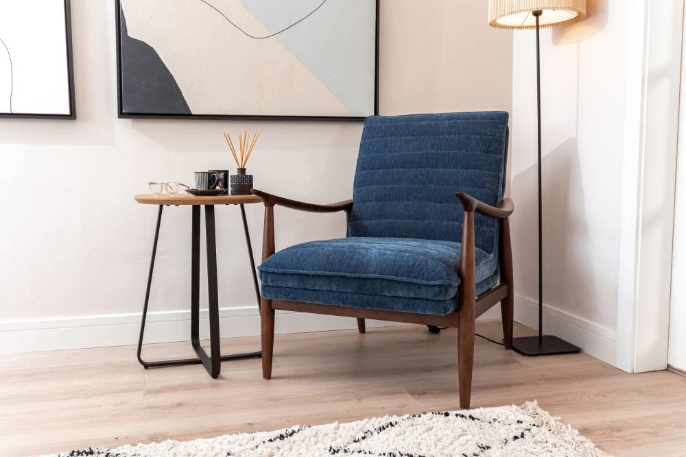 Dakota Heirloom Armchair with Footstool - Image 9
