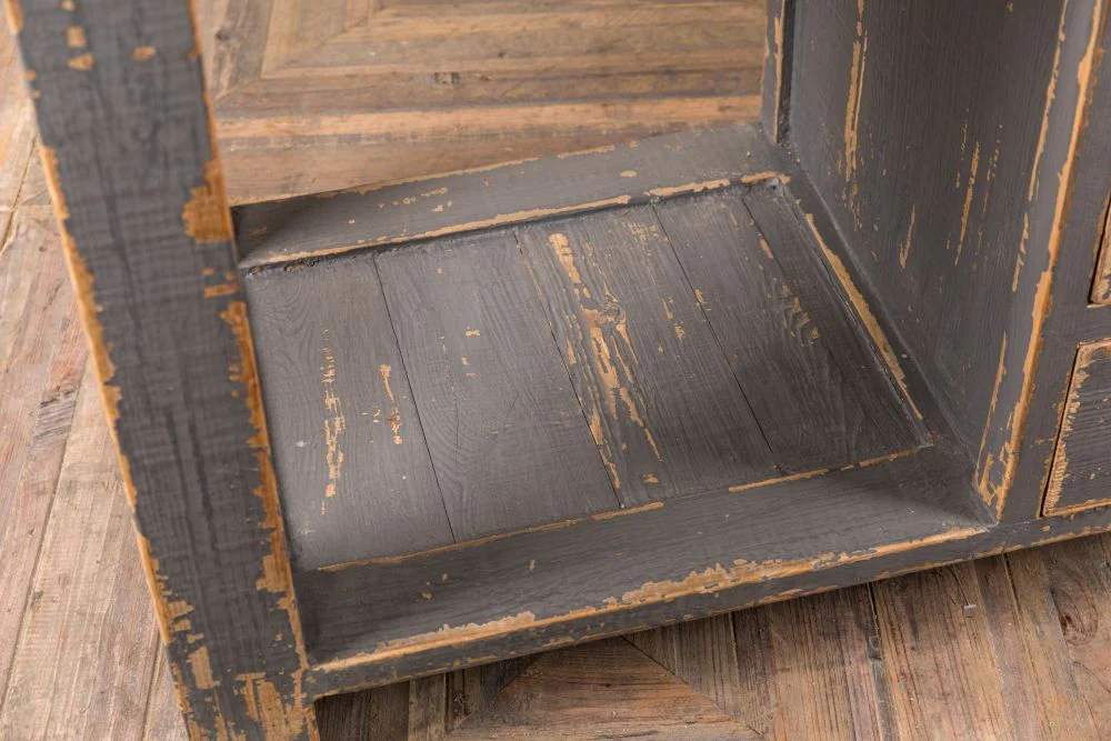 Distressed Pine Sideboard - Image 2