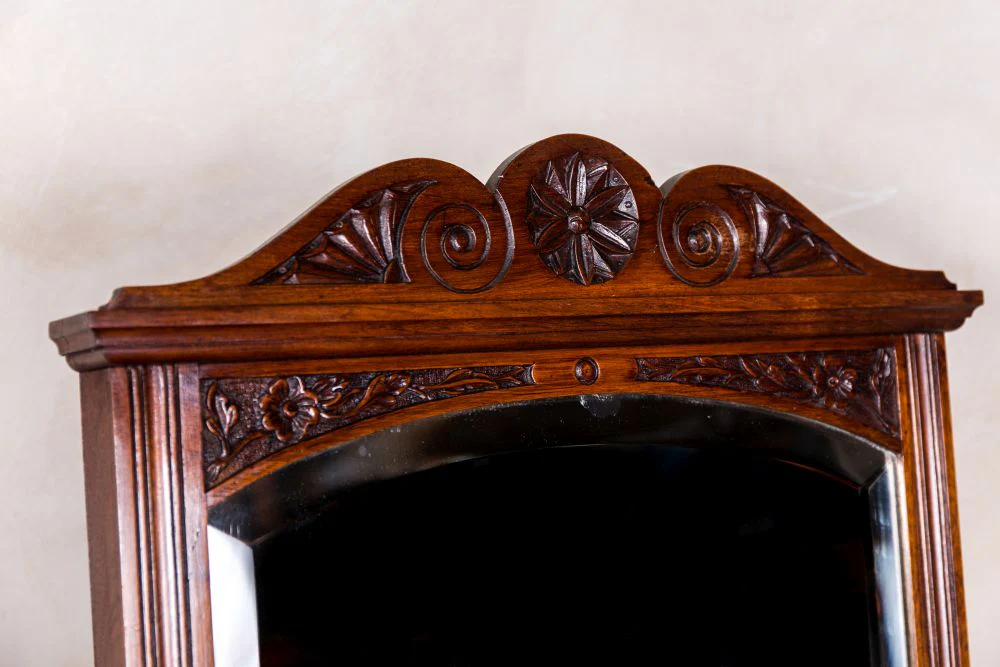 Antique Vanity Table - Image 4