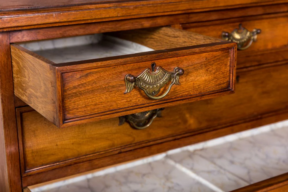 Antique Vanity Table - Image 6