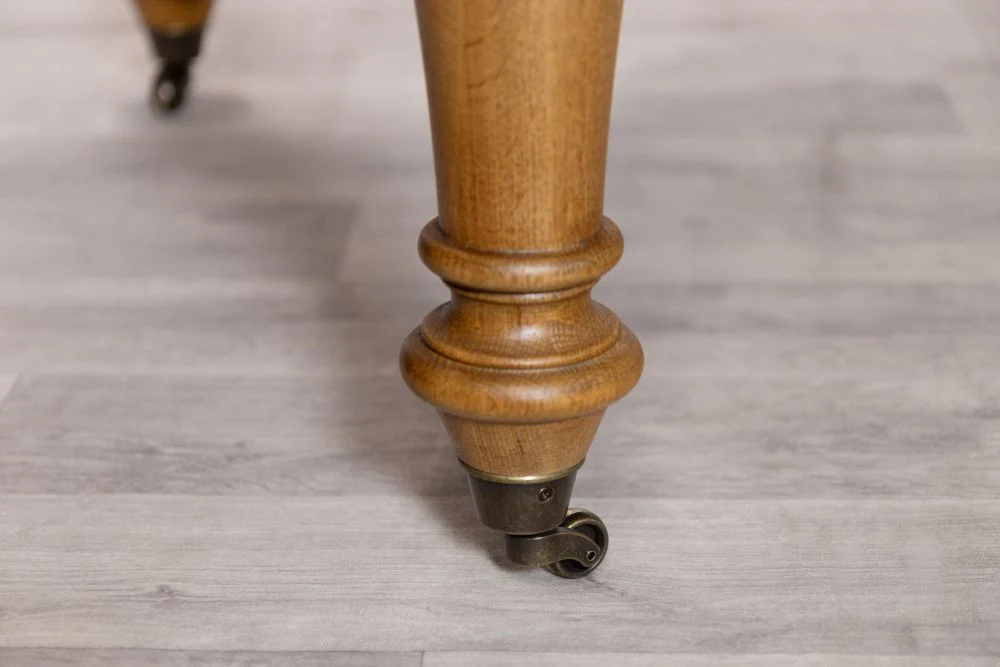 Oak Extending Farmhouse Table - 160 cm - 262cm - Image 13