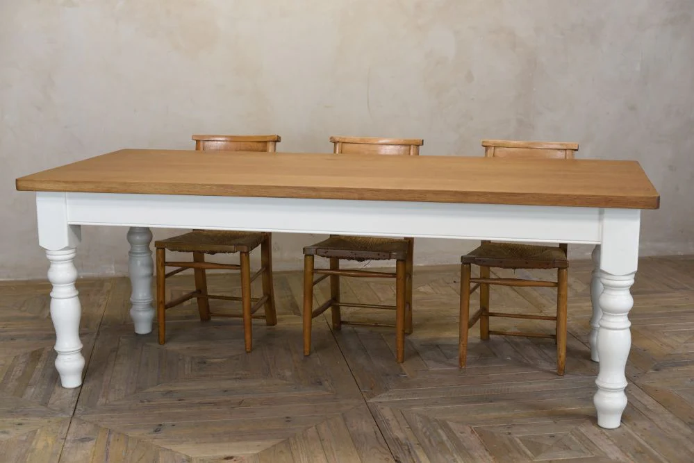 Farmhouse Dining Table - Ex Display - Image 4