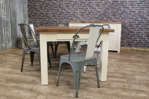 Charlbury Bespoke Pine Farmhouse Table - Image 12