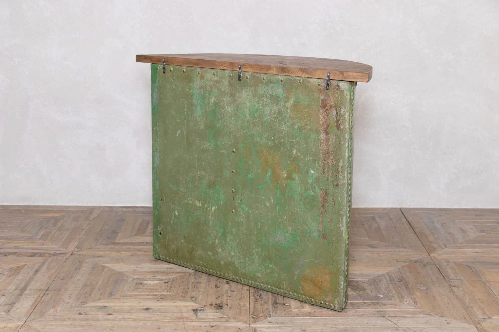 Galvanised Curved Riveted Tank Table - Image 11
