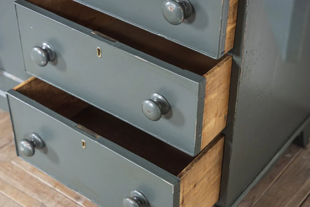 Georgian Pine and Oak Housekeepers Cupboard - Image 11