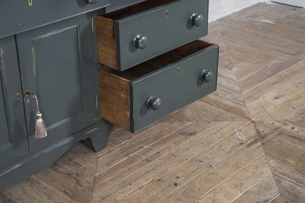 Georgian Pine and Oak Housekeepers Cupboard - Image 14