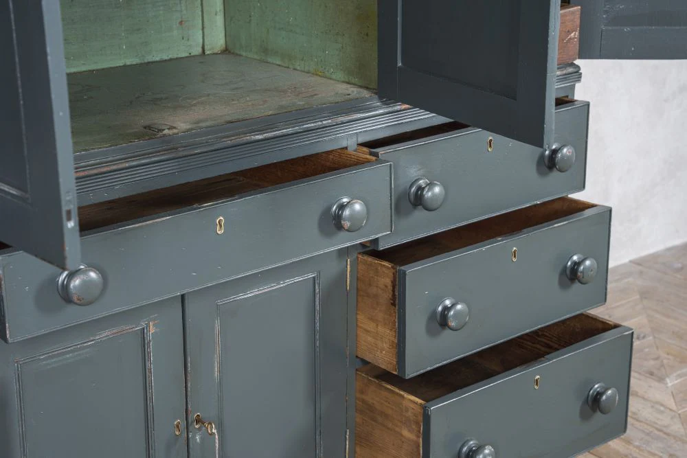 Georgian Pine and Oak Housekeepers Cupboard - Image 4