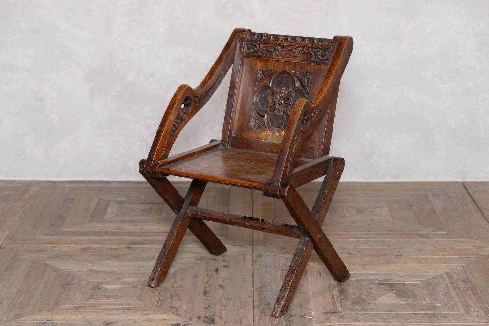 Early 20th Century Gothic Style Hall Chairs - Image 3