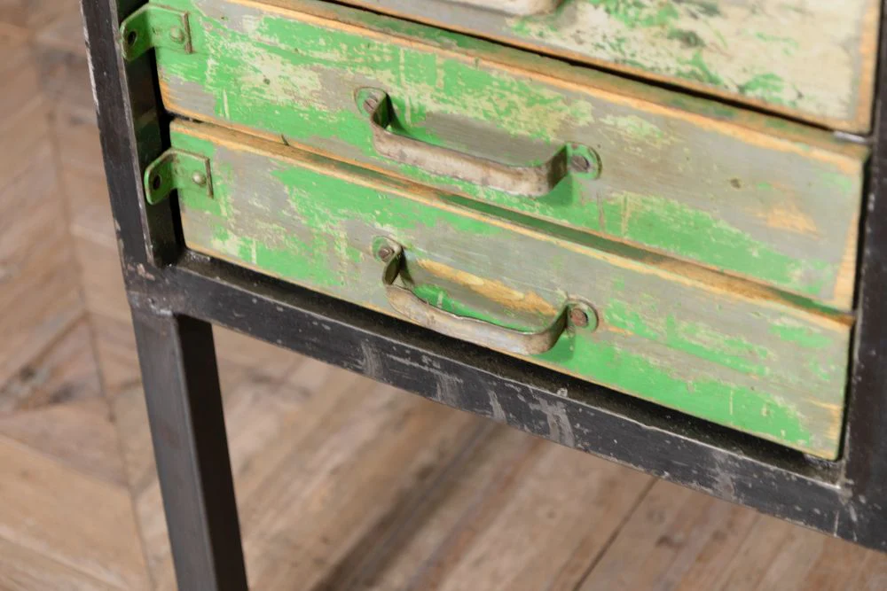 Green Industrial Workbench with 12 Drawers - Image 6