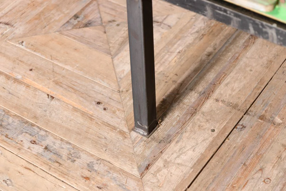 Green Industrial Workbench with 12 Drawers - Image 7