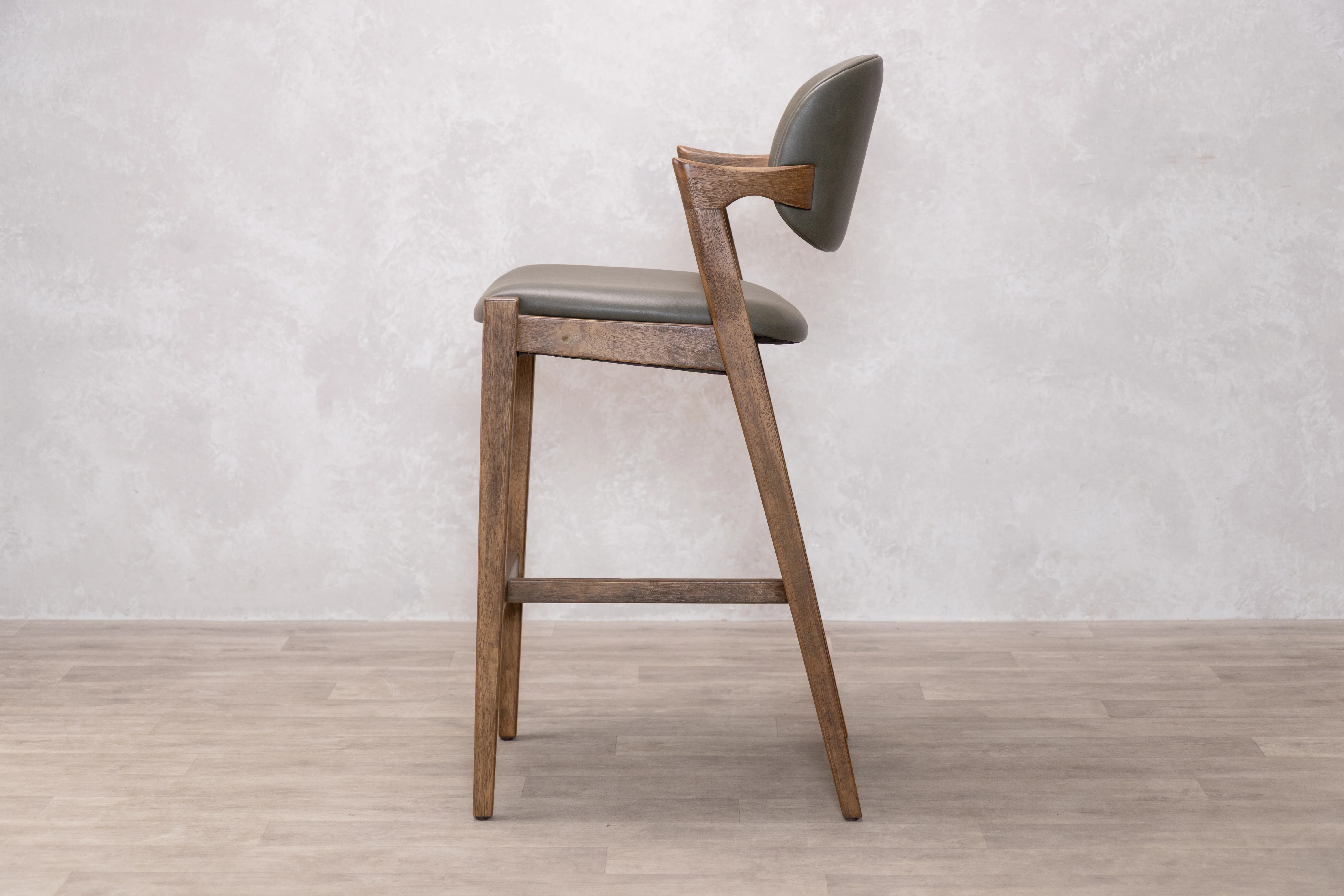 Hampton PU Leather Bar Stool Range - Image 4
