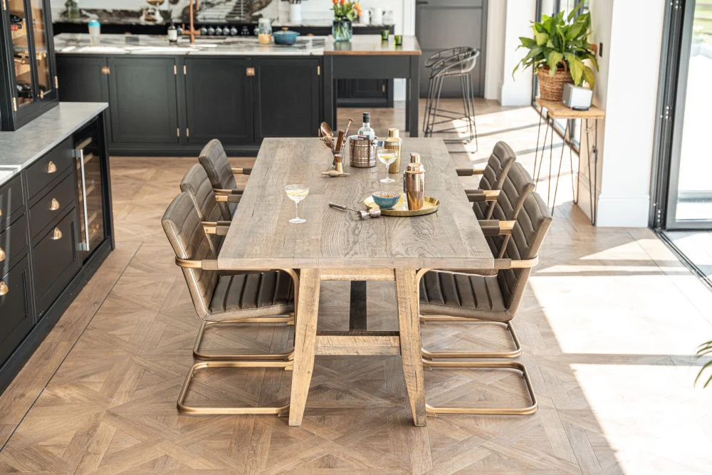 Henley Oak Dining Table - Image 20
