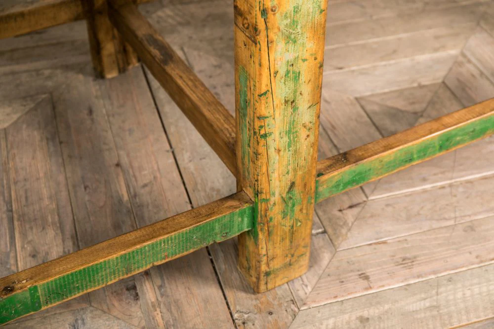 Industrial Display Table - Image 8