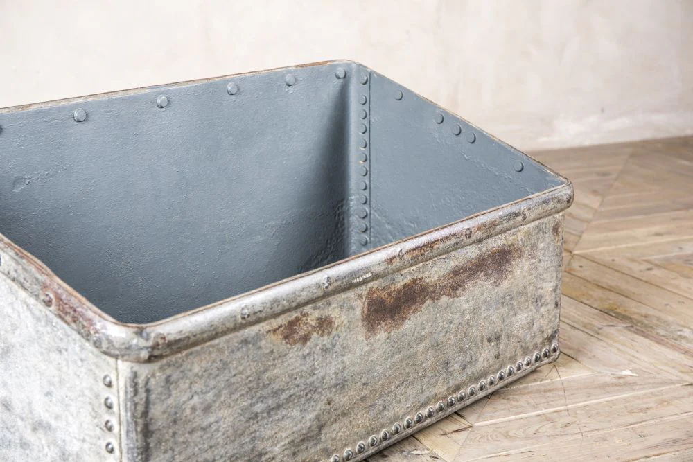 Industrial Galvanised Storage Bin - Image 4