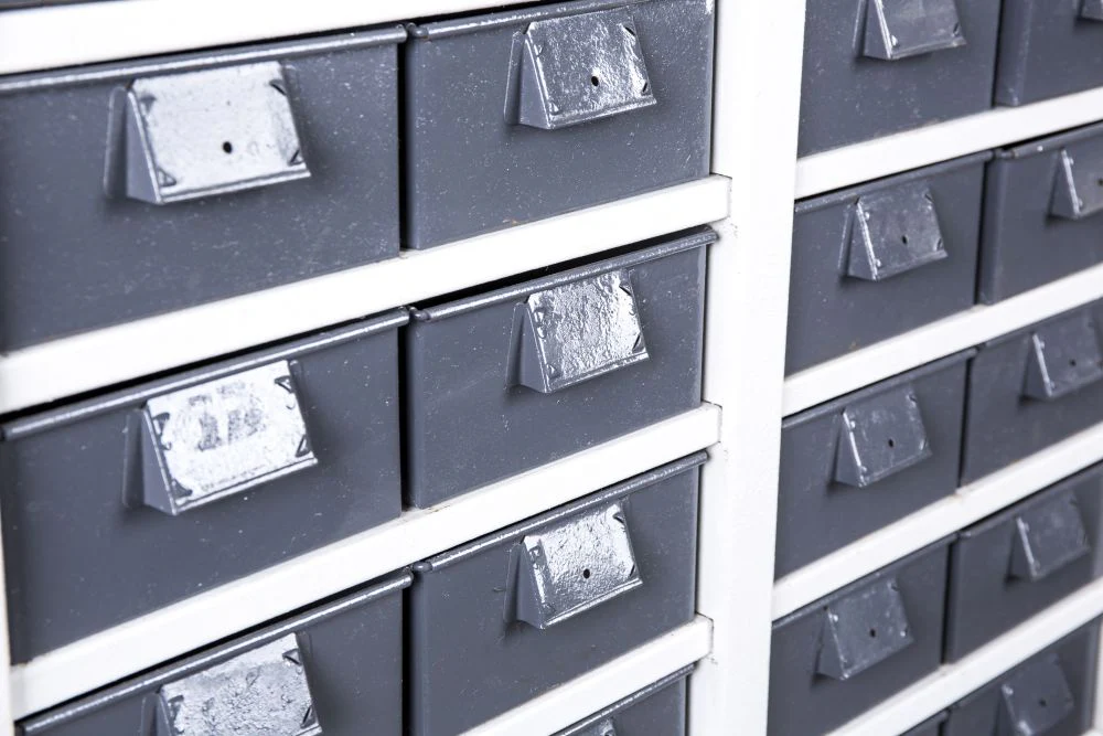 Industrial Metal Bank of Drawers - Image 8