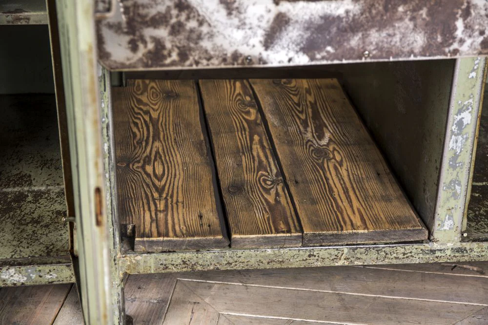 Industrial Metal Work Table - Image 9