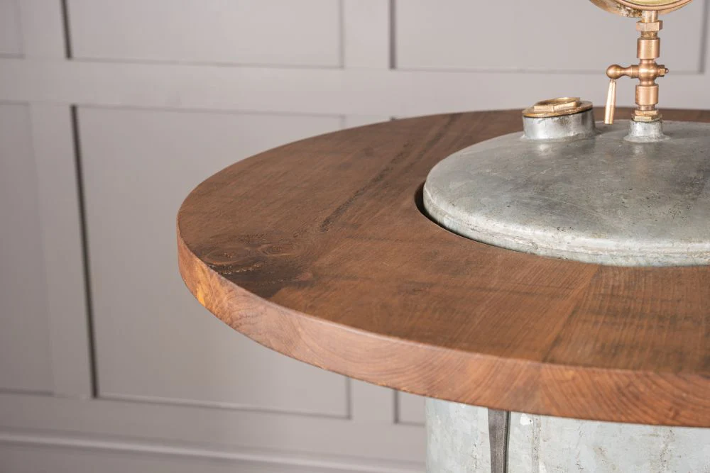 Industrial Riveted Pressure Gauge Table - Image 5