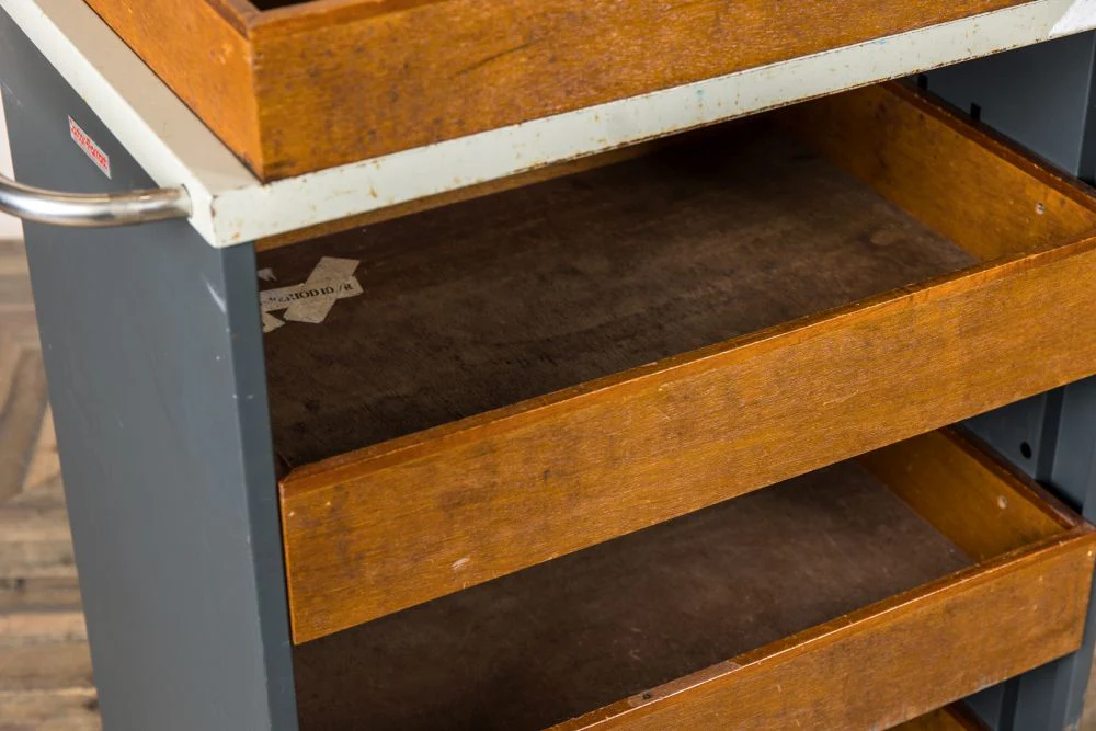 Industrial Style Display Trolley - Image 5