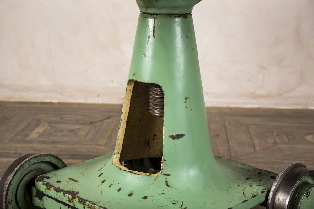 Industrial Trolley Table - Image 14