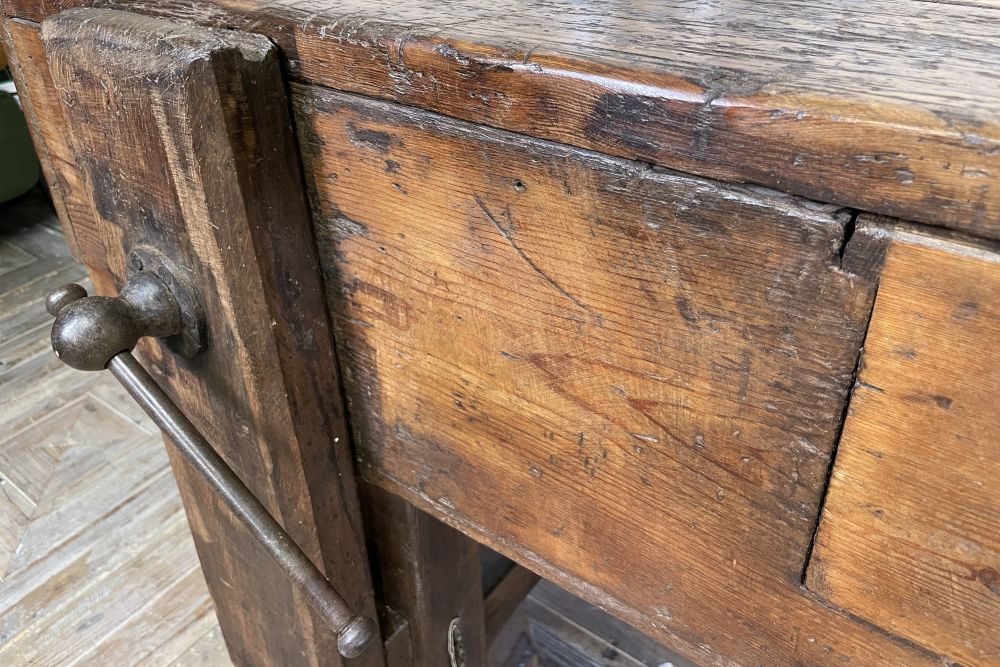 Industrial Workbench with Vice - Image 4