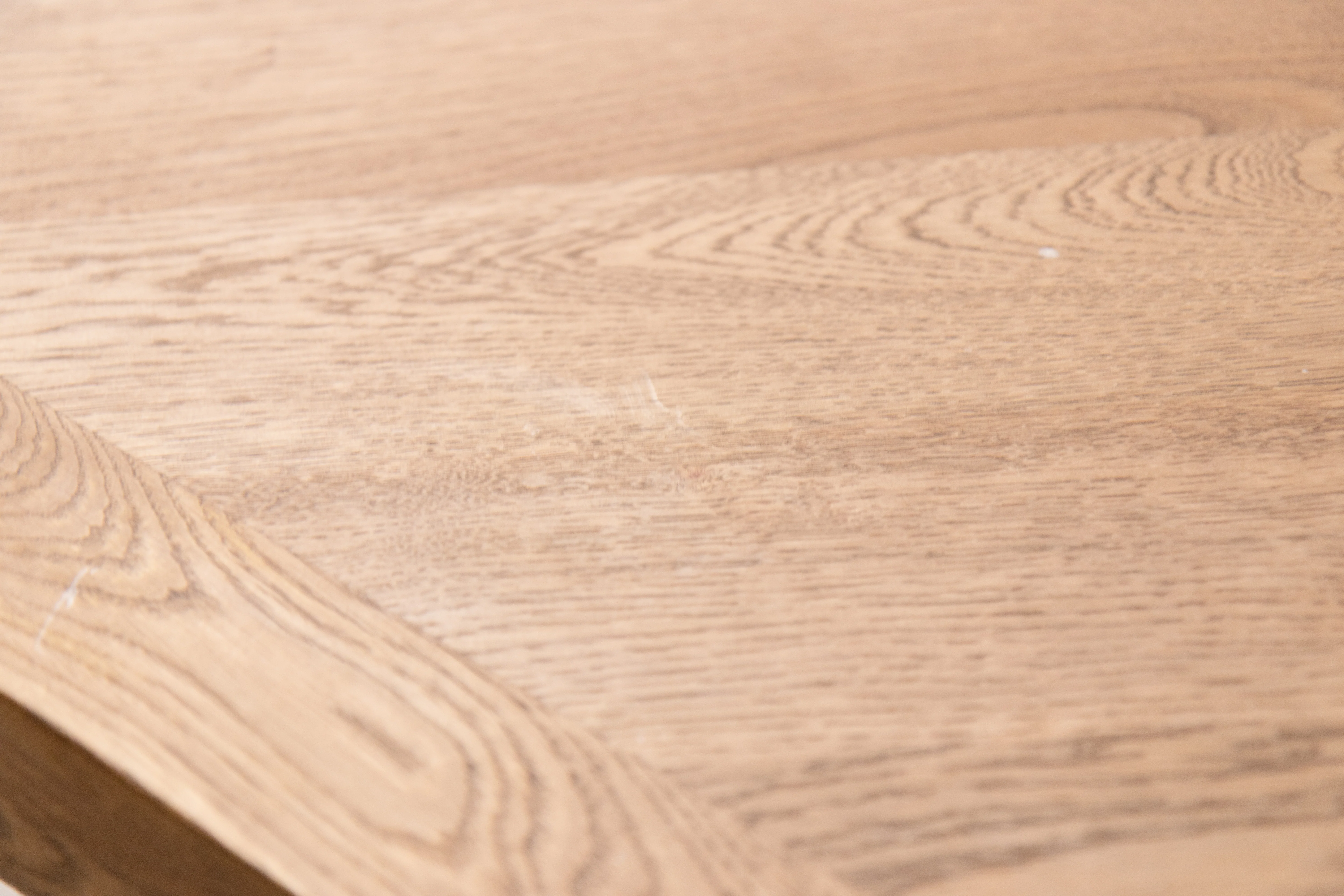 Knightsbridge Oak Dining Table in Weathered - SECONDS ITEM - Image 8