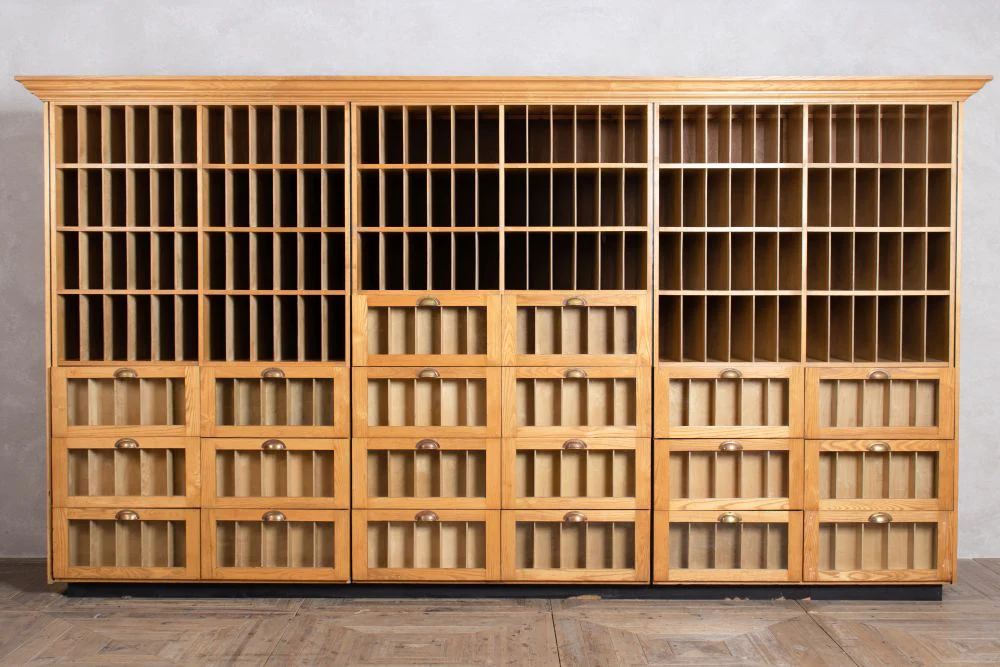 Large Multipurpose Storage Unit - Image 2