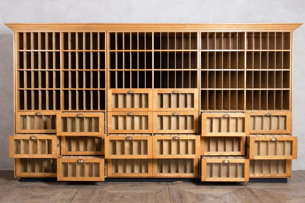 Large Multipurpose Storage Unit - Image 3