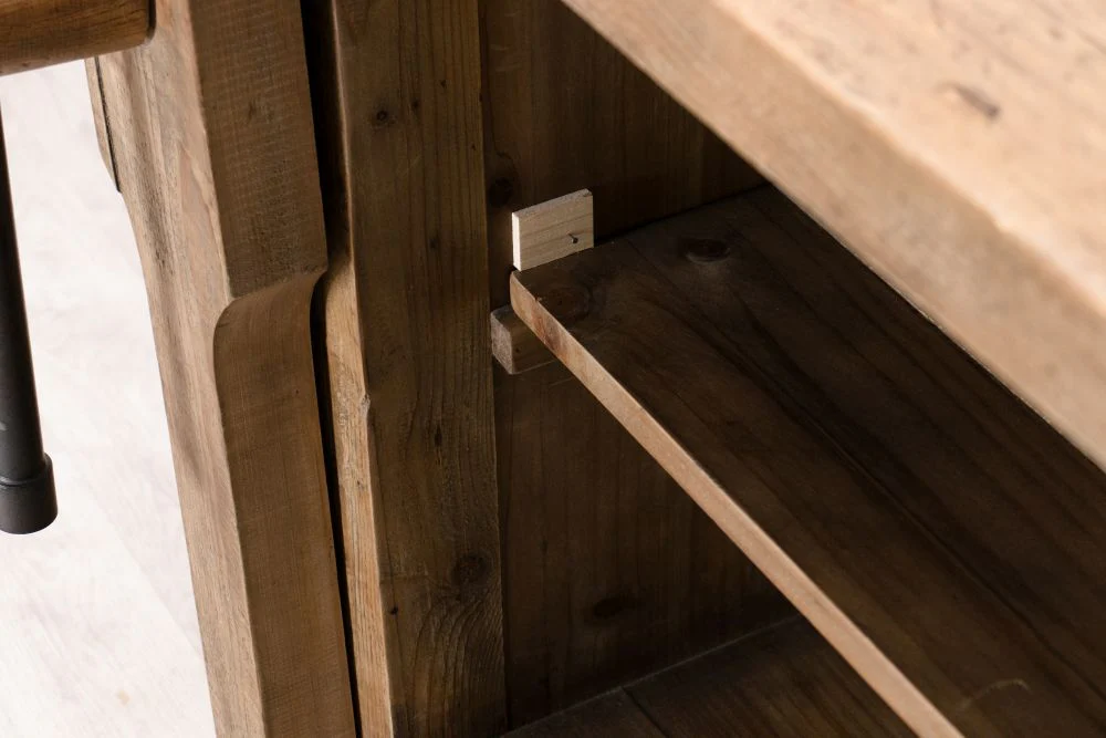 Large Rustic Sideboard with Vice - Image 8