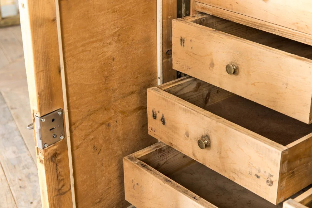 Large Wooden Kitchen Dresser - Image 6