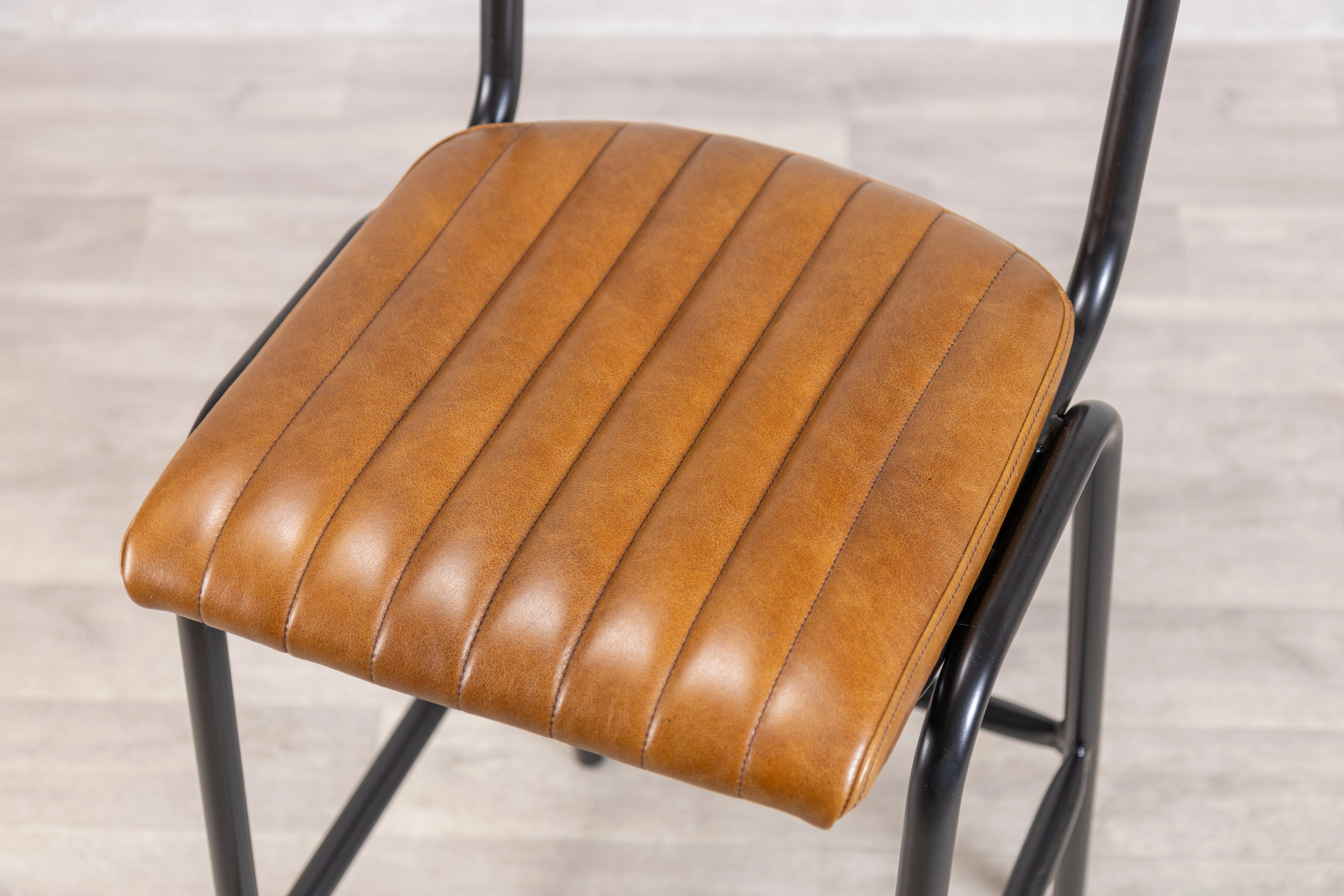 Arlington Leather Breakfast Bar Stools - Image 32