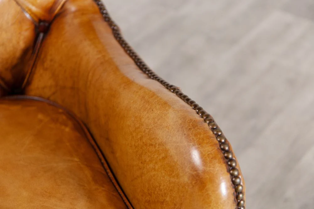 Hereford Leather Chesterfield Armchair - Image 9