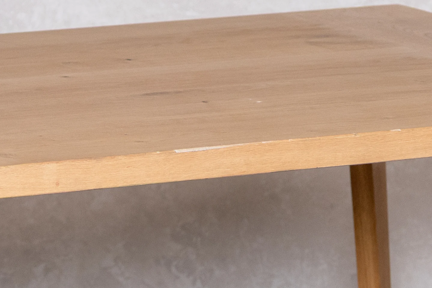 Oak Live Edge Dining Table with Tapered Legs - 160x90cm - SECONDS ITEM - Image 2