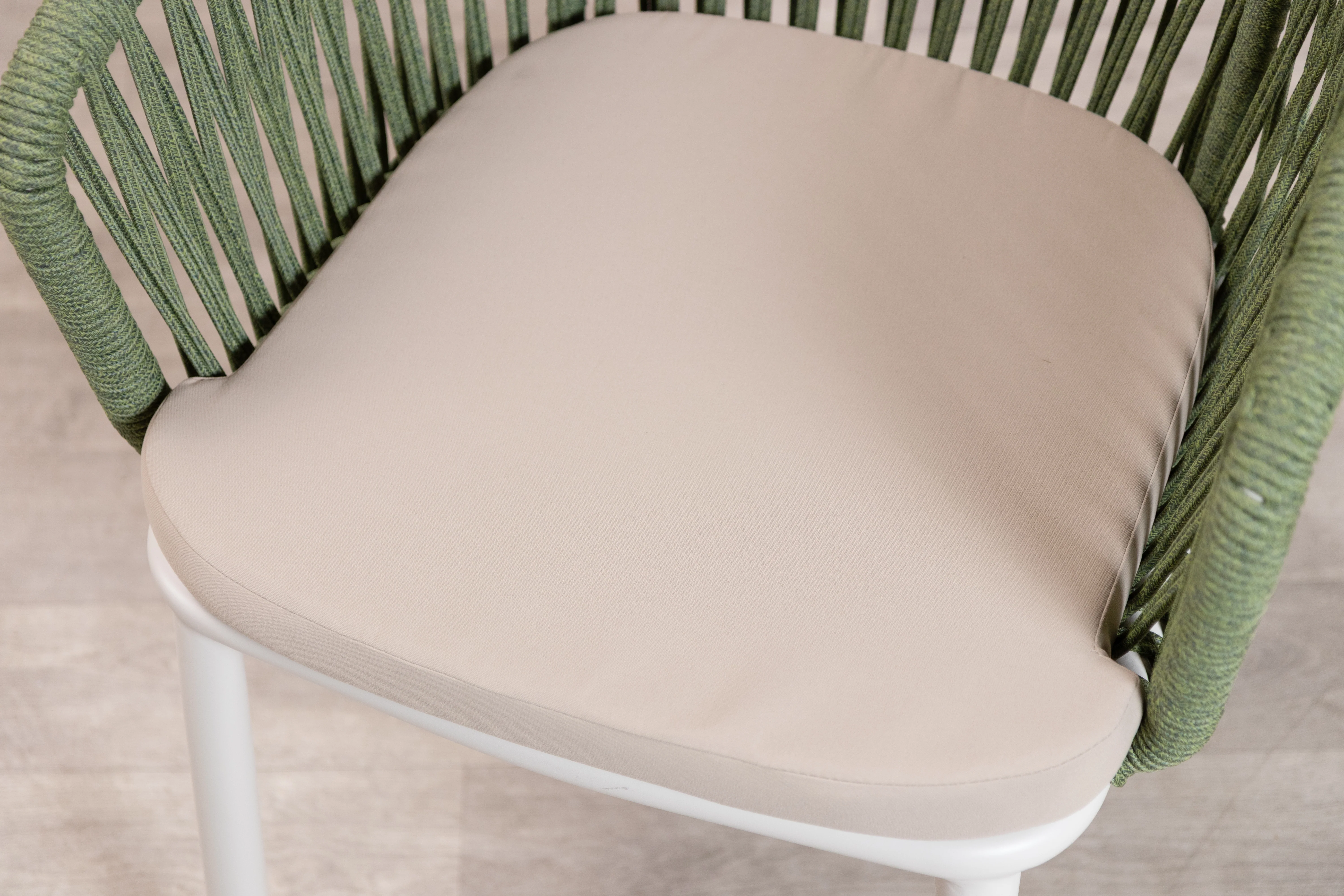 Milano Dining Table with 8 Milano Chairs Outdoor Set - Image 29