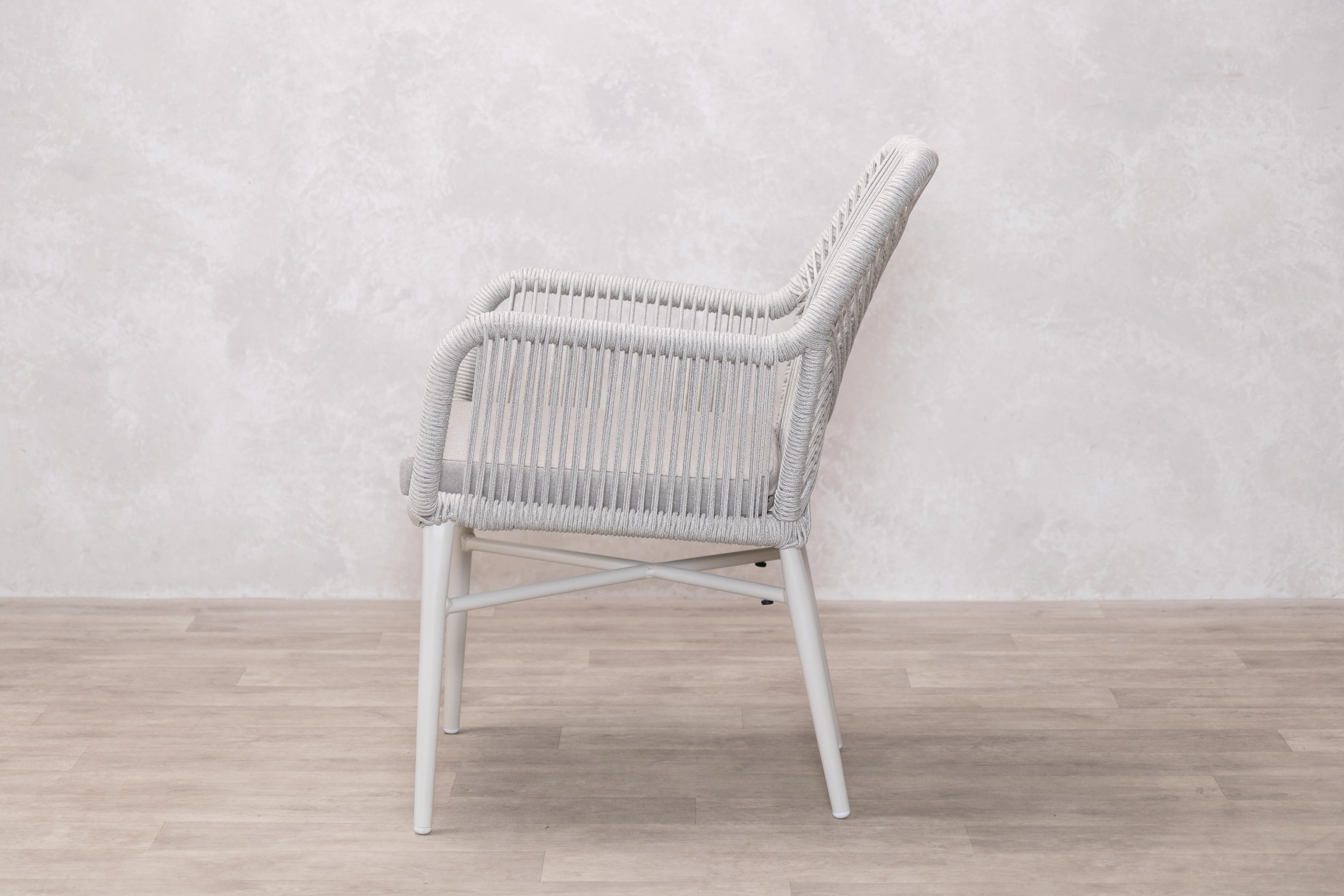 Monza Aluminium Rope Back Stacking Garden Chair - Image 30