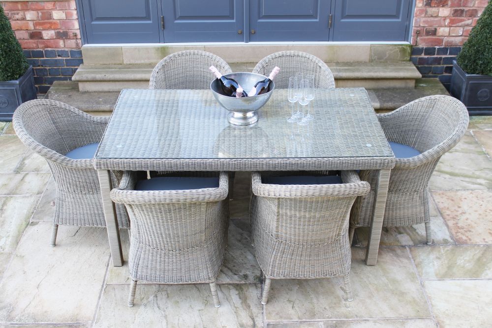 Alder Outdoor Set - 130cm Round Table - 4 Chair - Natural - Image 2