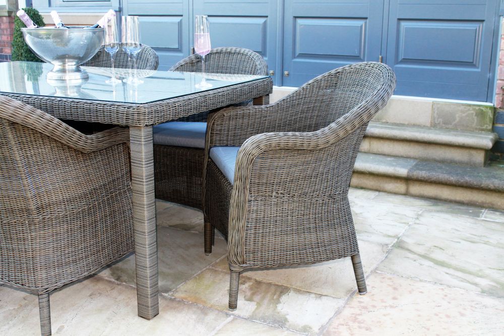 Alder Outdoor Set - 130cm Round Table - 4 Chair - Natural - Image 8