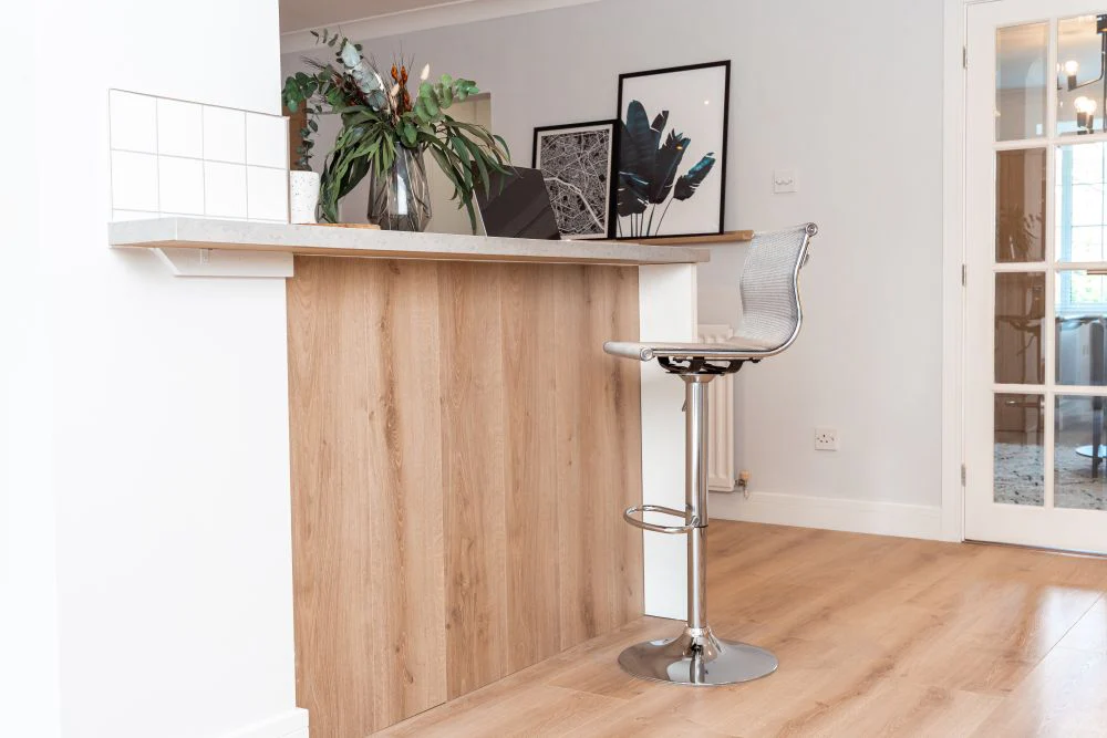 Pair of Oxford Adjustable Bar Stools - Image 2