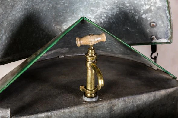 Vintage Oil Drum Paraffin Dispenser - Image 4