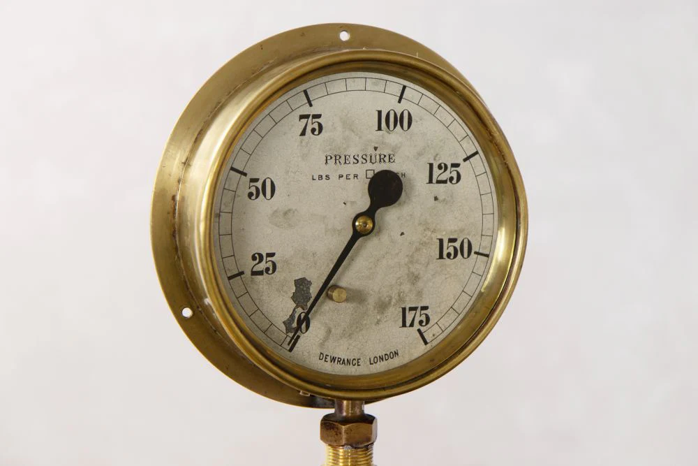 Galvanised Pressure Gauge Poseur Table - Image 8