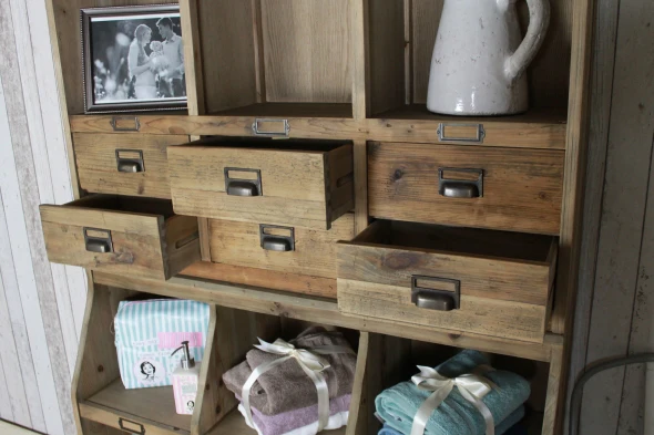Reclaimed Pine Storage Unit - Image 9
