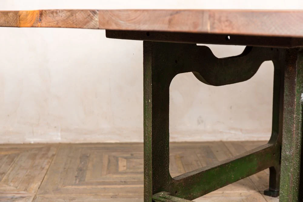 Reclaimed Pine Top Table - Image 9