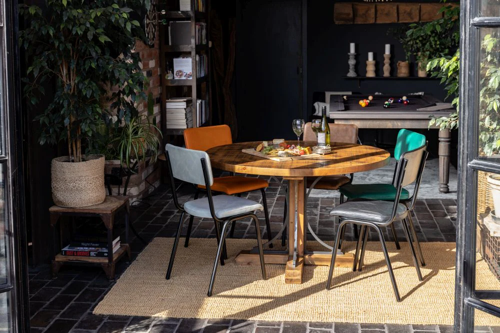 Shoreditch Leather Restaurant Cafe Chairs - Image 27