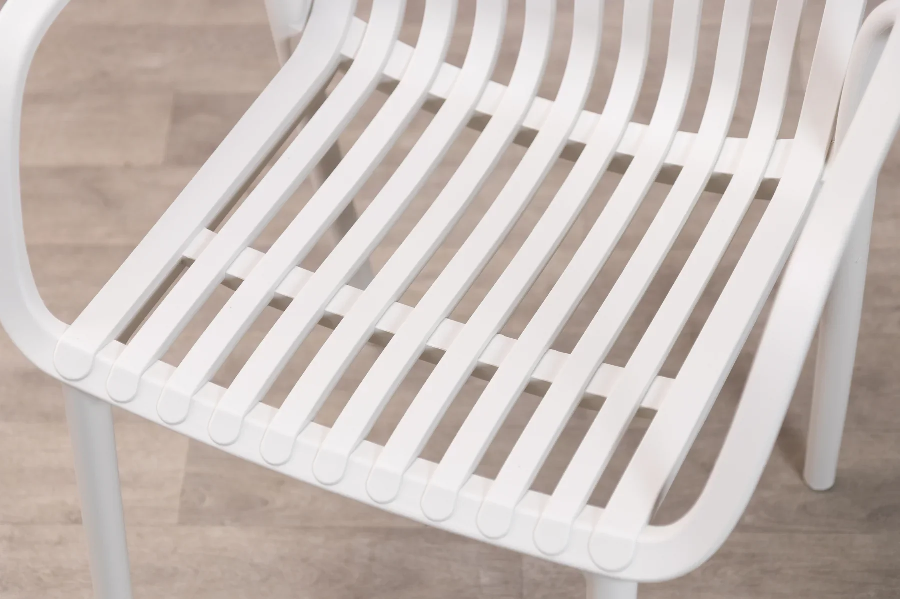 Rimini Garden Table Set with Six Cream California Chairs - Image 8